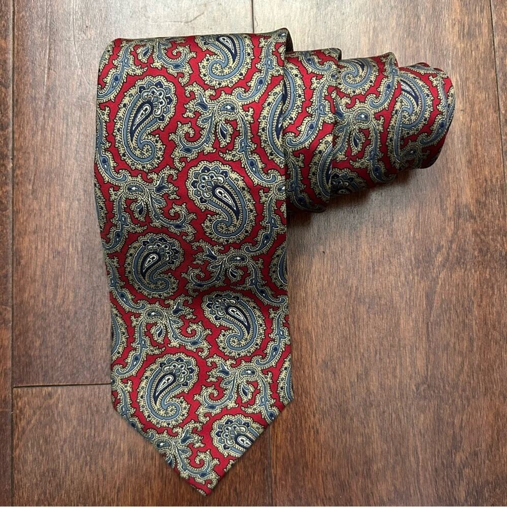 Jonathan Lake 100% Silk Classic Paisley Men's Tie in Red and Blue, NWOT